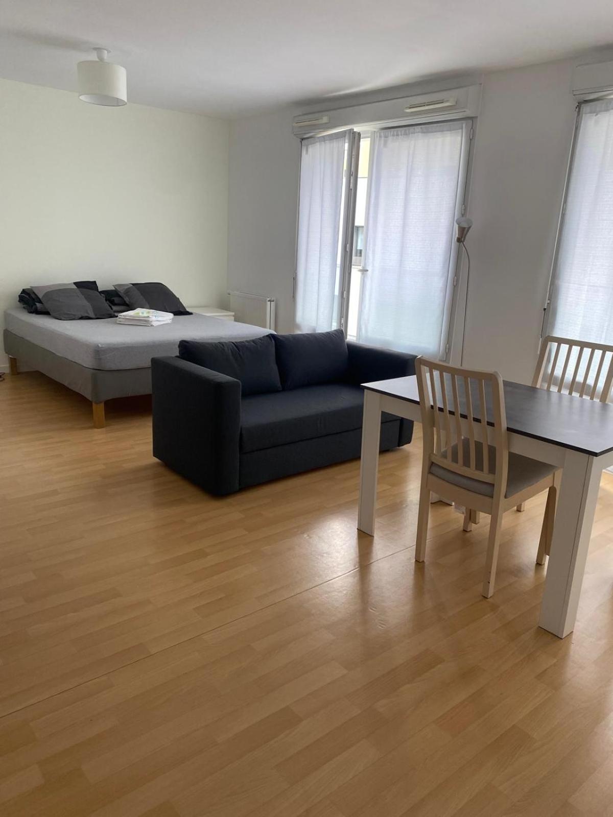 Grand Studio De 37M Carres - Rer Laplace Et Maison Des Examens A 5 Minutes A Pied Arcueil Exterior foto